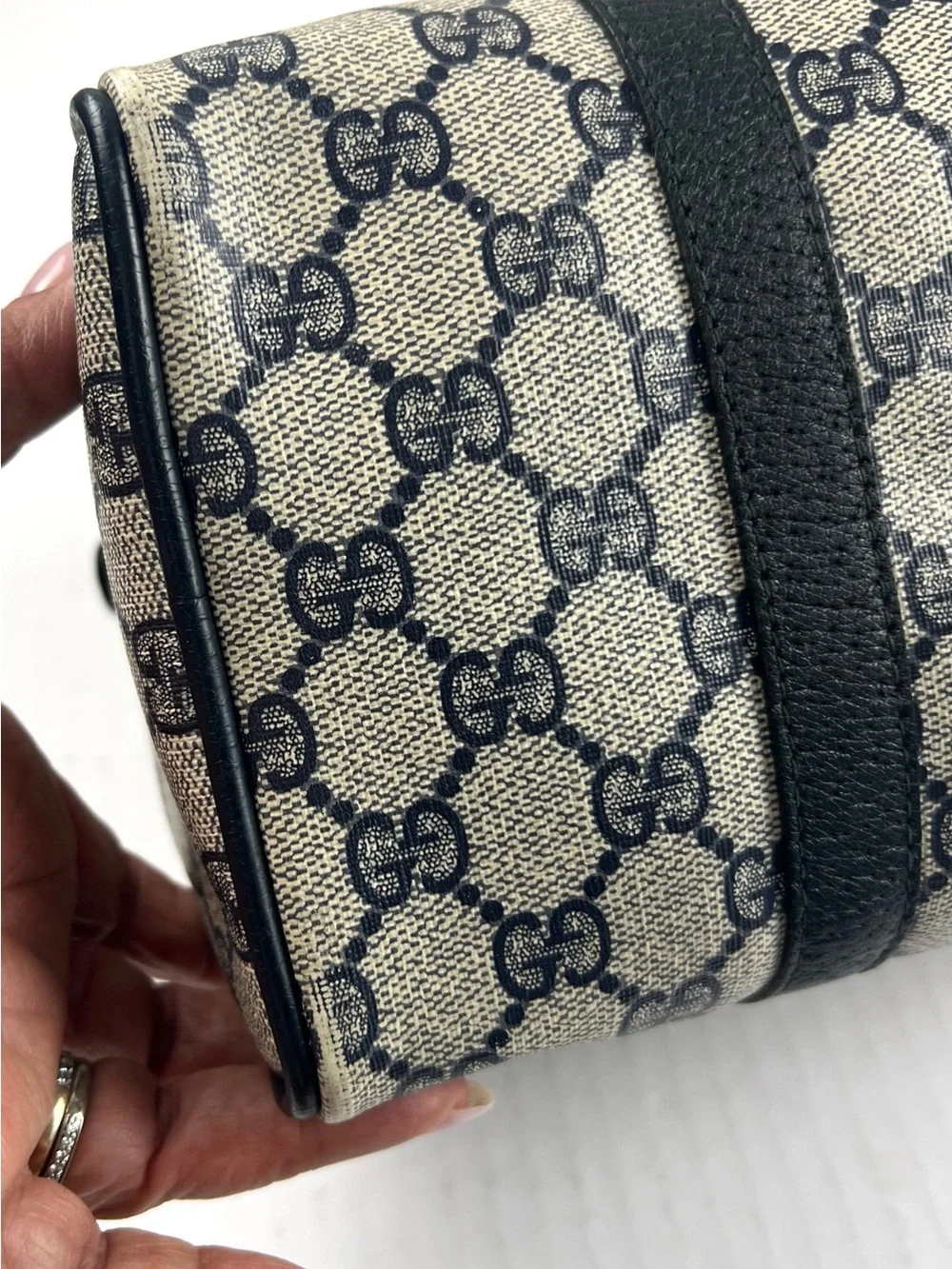 Authentic Vintage Gucci Accessory Collection GG Supreme Boston Bag